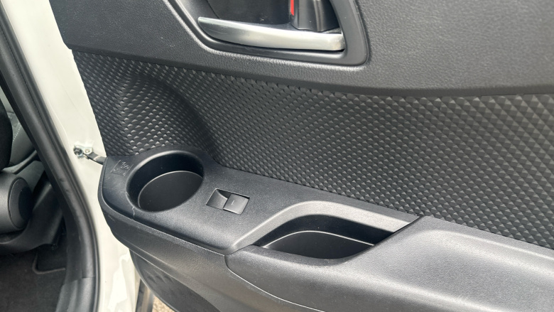 Toyota C-HR 1.8 Hybrid Design 5dr CVT Hybrid Hatchback